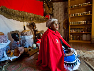 +27716356648 MAMA AMADA AND PAPA DEO TRADITIONAL HEALER/SANGOMA in Cape Town, Bethal, Embalenhle, Komatipoert,